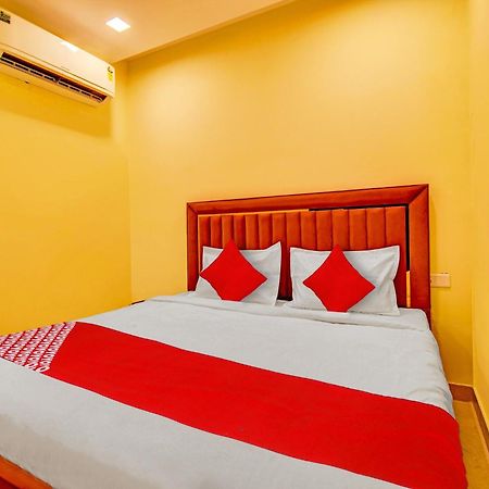 Hotel O Friendship Inn Дели Экстерьер фото
