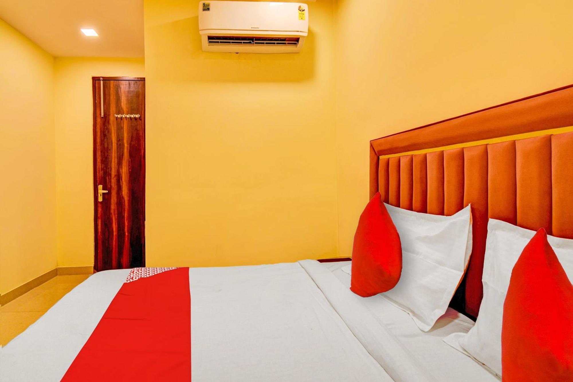 Hotel O Friendship Inn Дели Экстерьер фото