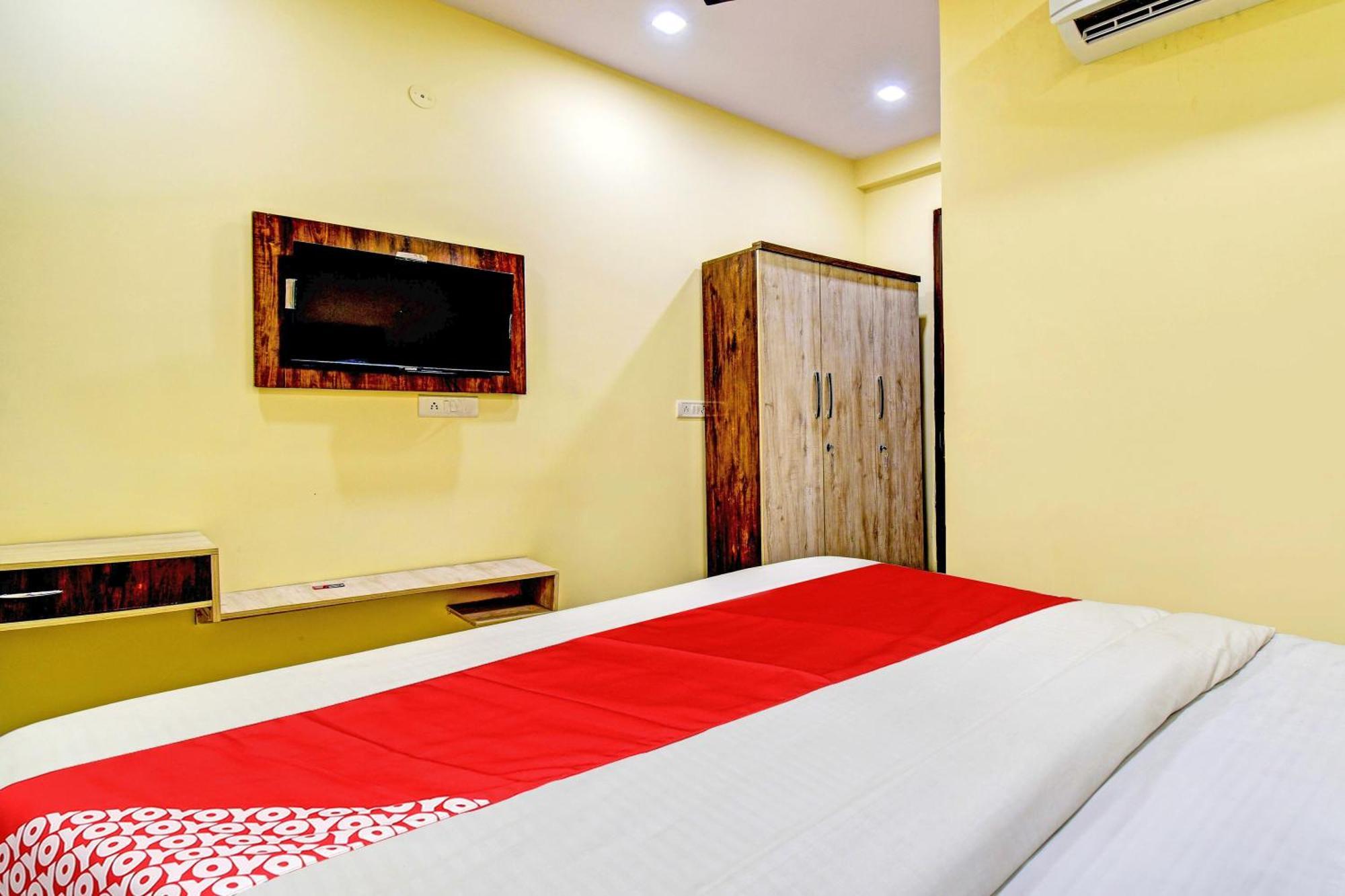 Hotel O Friendship Inn Дели Экстерьер фото